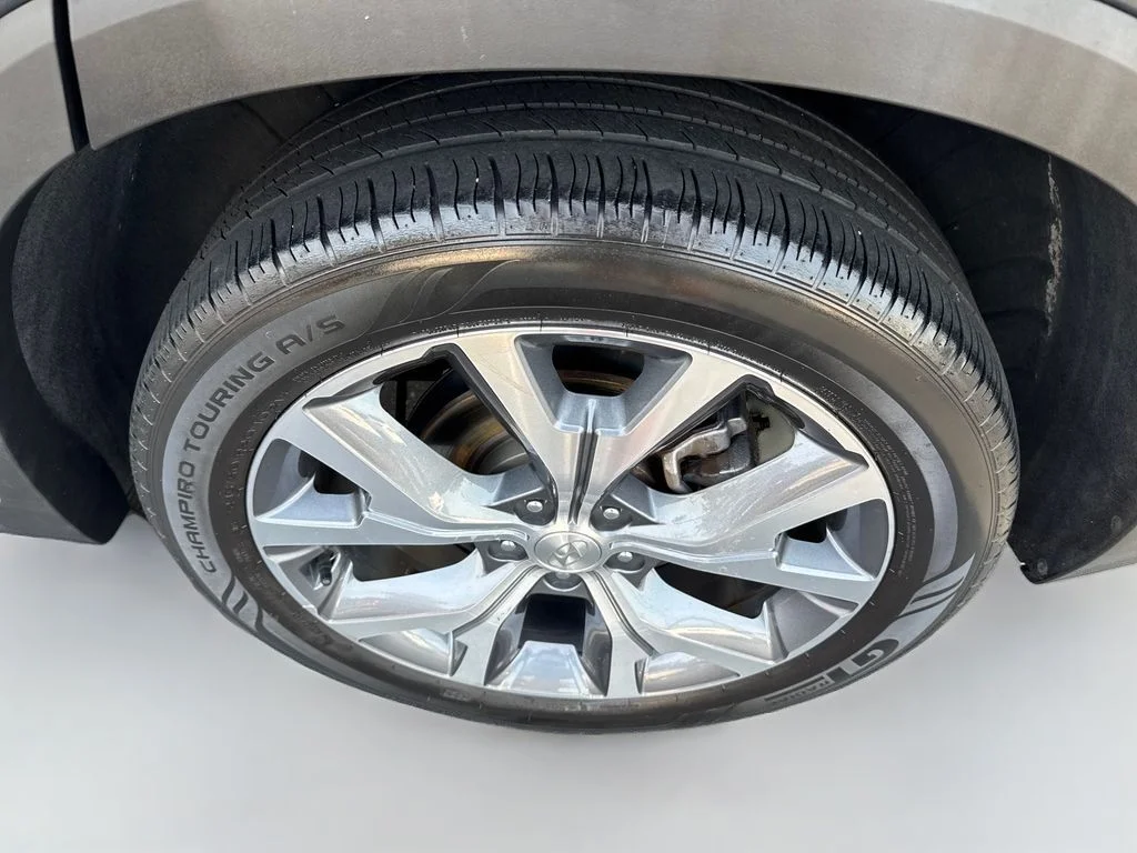 Used 2021 Graphite Hyundai SEL image 33