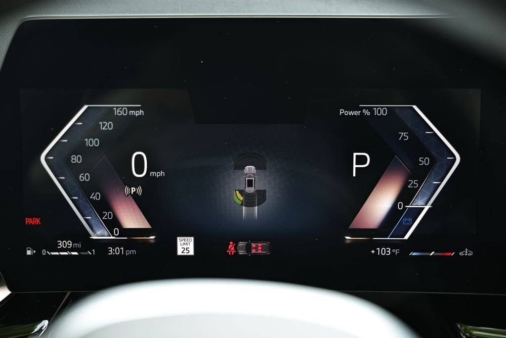 Used 2025 Space Silver Metallic BMW xDrive28i image 30