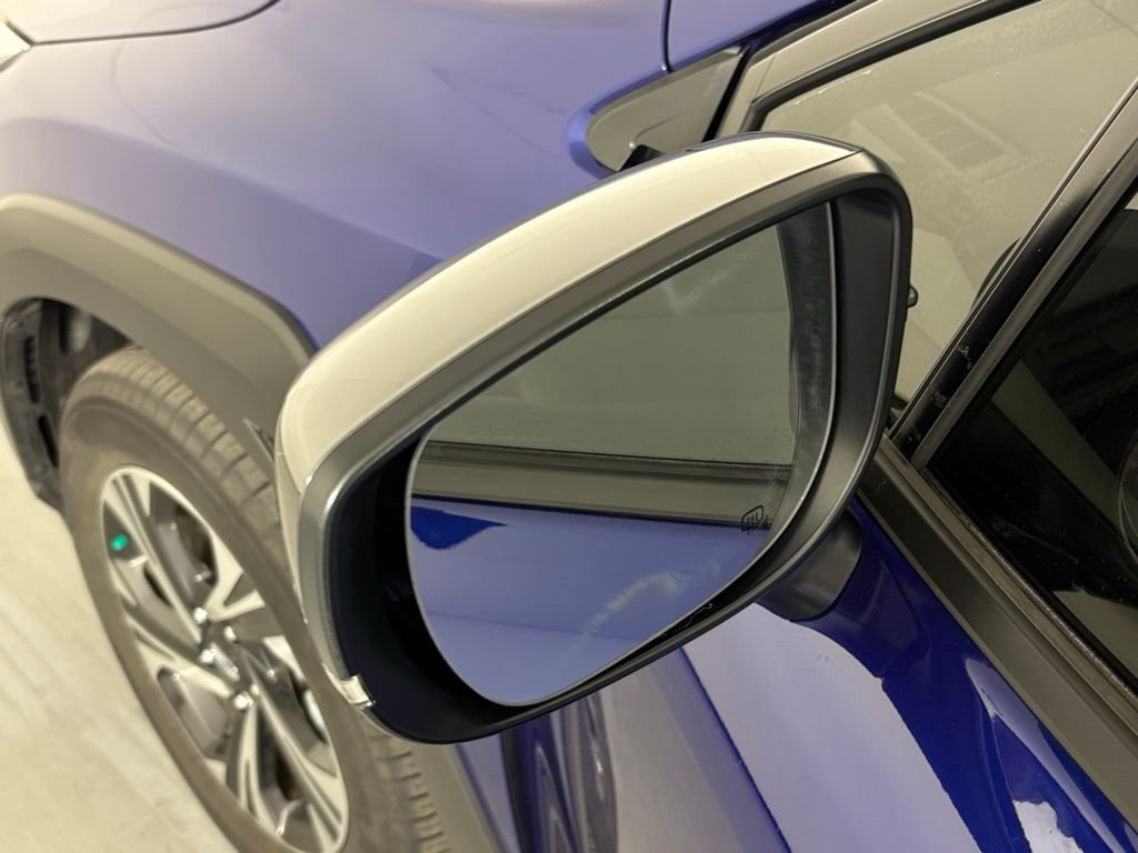 Used 2025 Blue Subaru Premium image 12