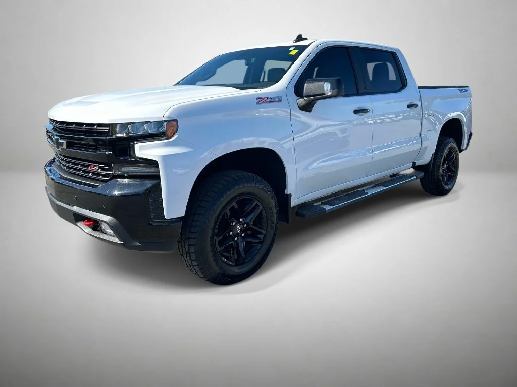 Used 2020 White Chevrolet LT Trail Boss image 7