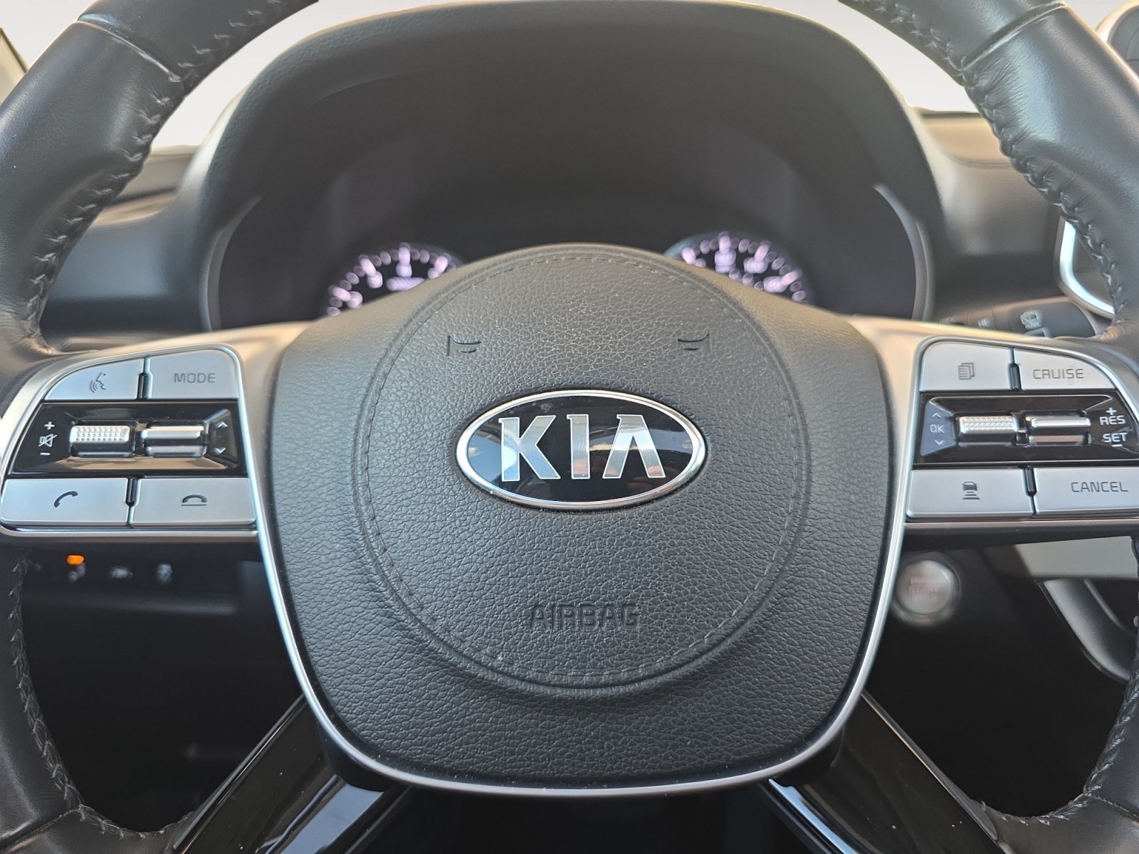 Used 2021 Dark Moss Kia S image 10