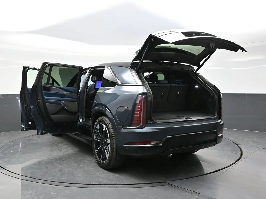 Used 2026 Black Cadillac Premium Sport image 44