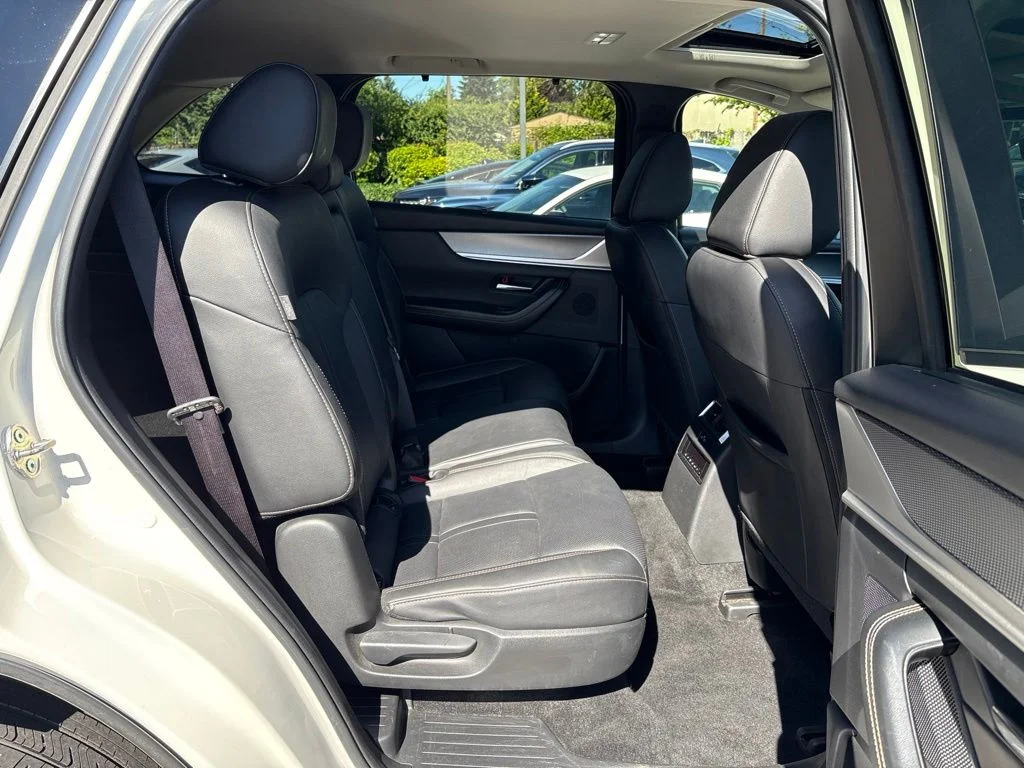 Used 2025 White Mazda 3.3 Turbo Preferred image 25