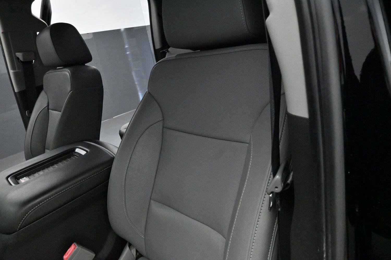 Used 2018 BLACK Chevrolet LTZ image 15