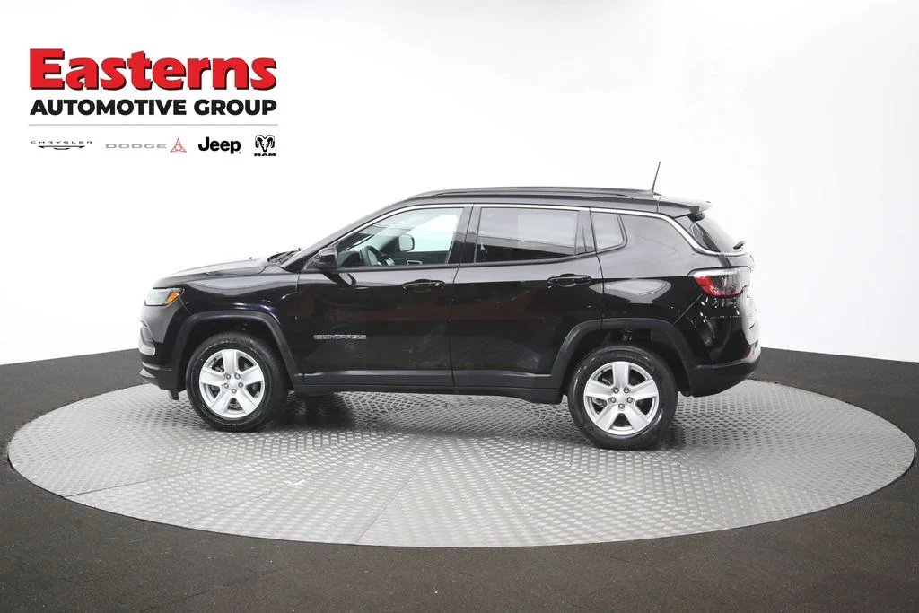 Certified Used 2022 Black Jeep Latitude image 60