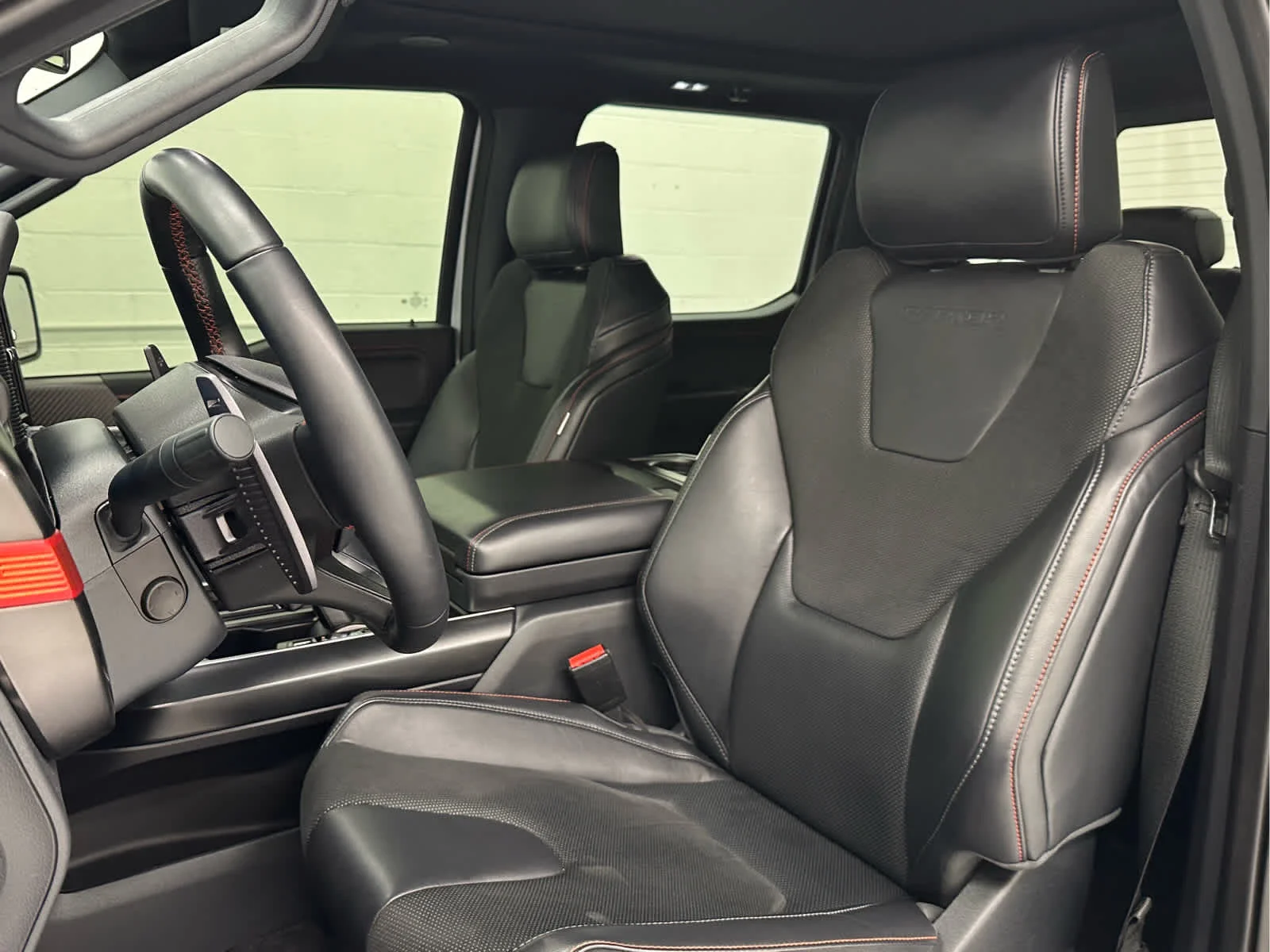 Used 2025 Space White Metallic Ford Raptor image 13