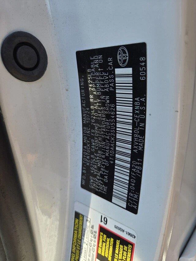 Used 2025 WHITE Toyota LE image 32