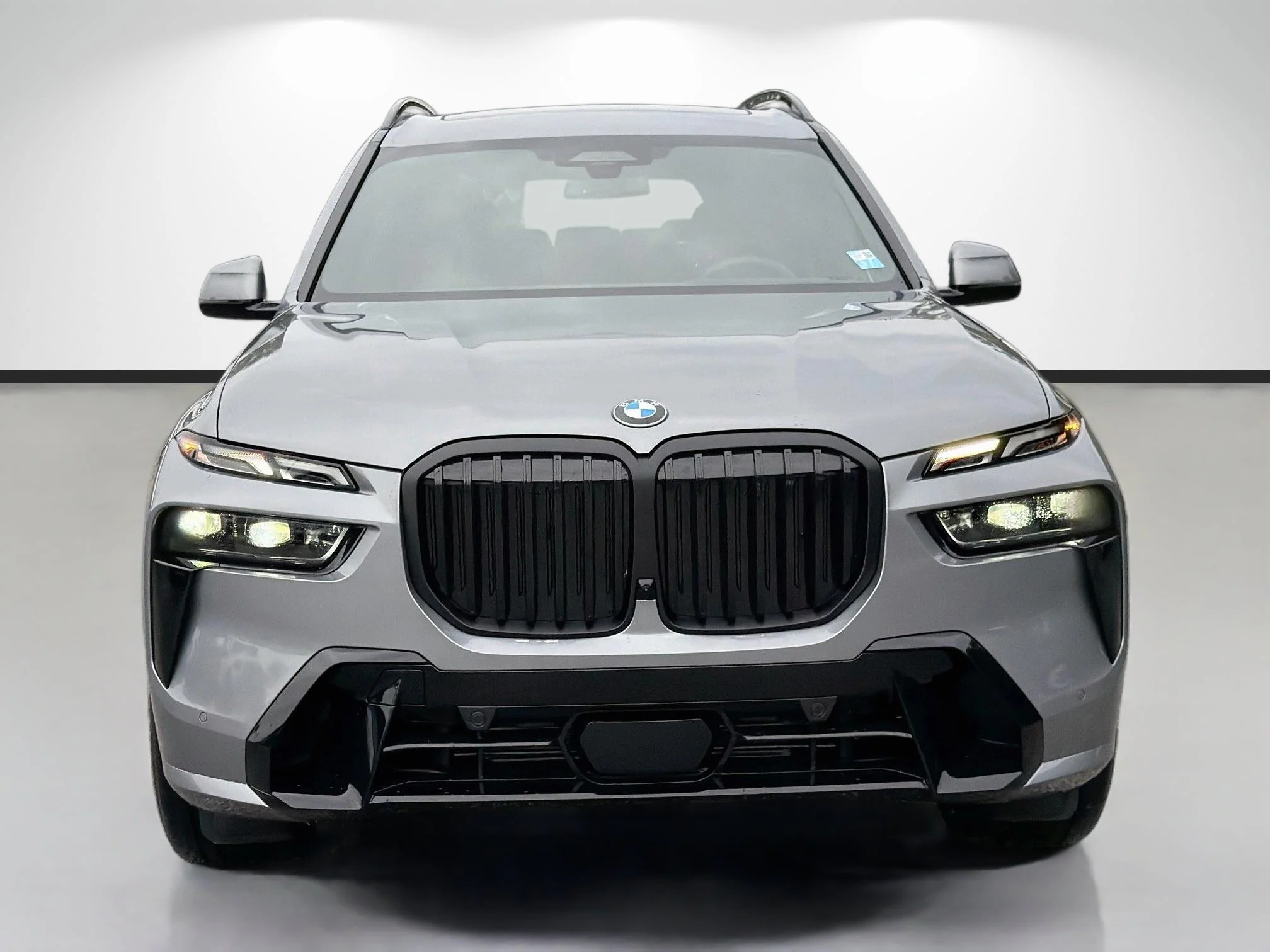 New 2027 Skyscraper Grey Metallic BMW xDrive40i image 8