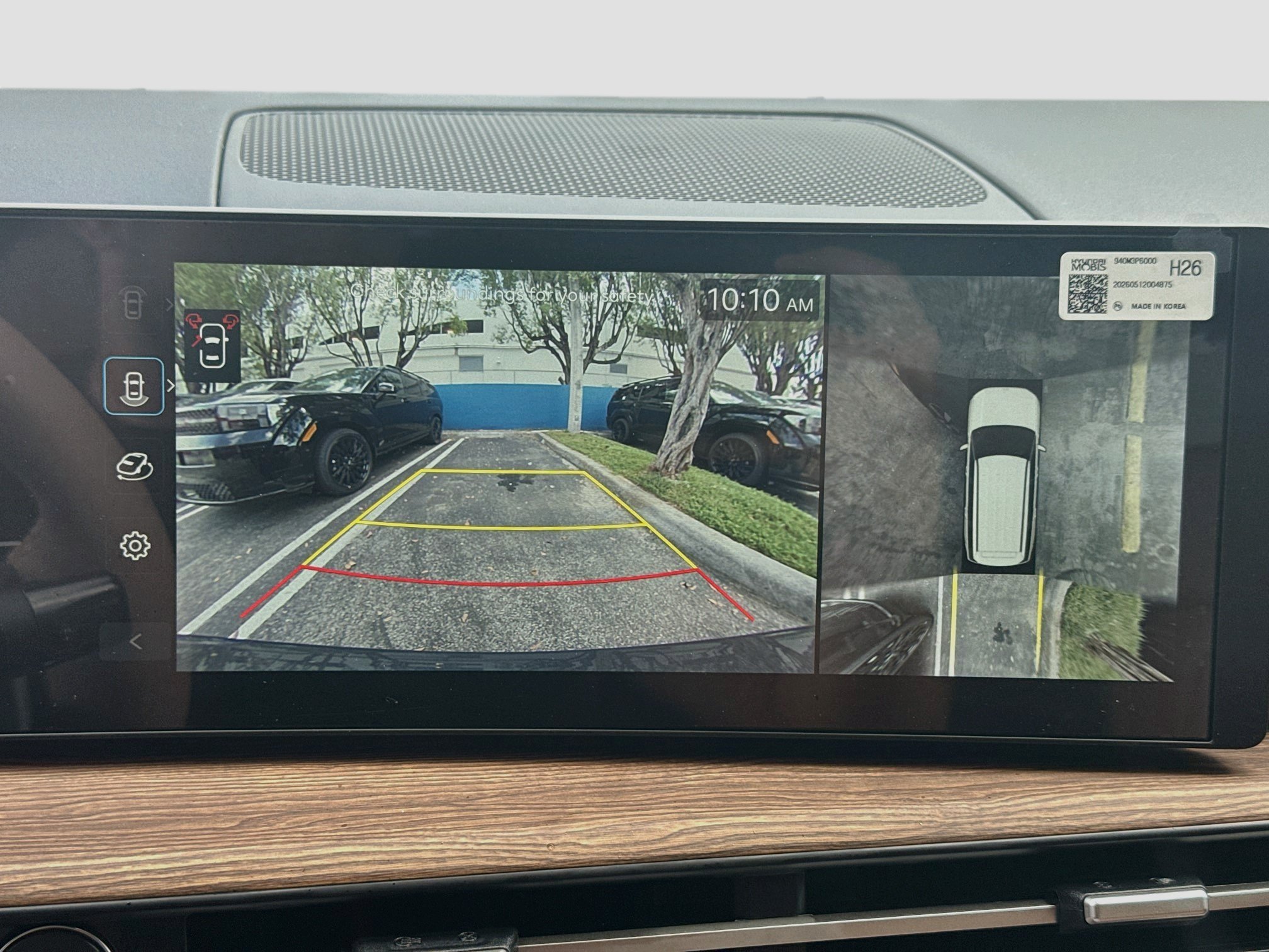 New 2027 Ecotronic Gray Hyundai Limited FWD image 35