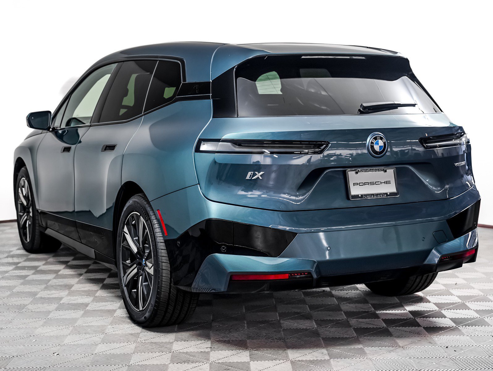 Used 2023 BMW iX Base with VIN WB523CF04PCM74594 for sale in Riverside, CA