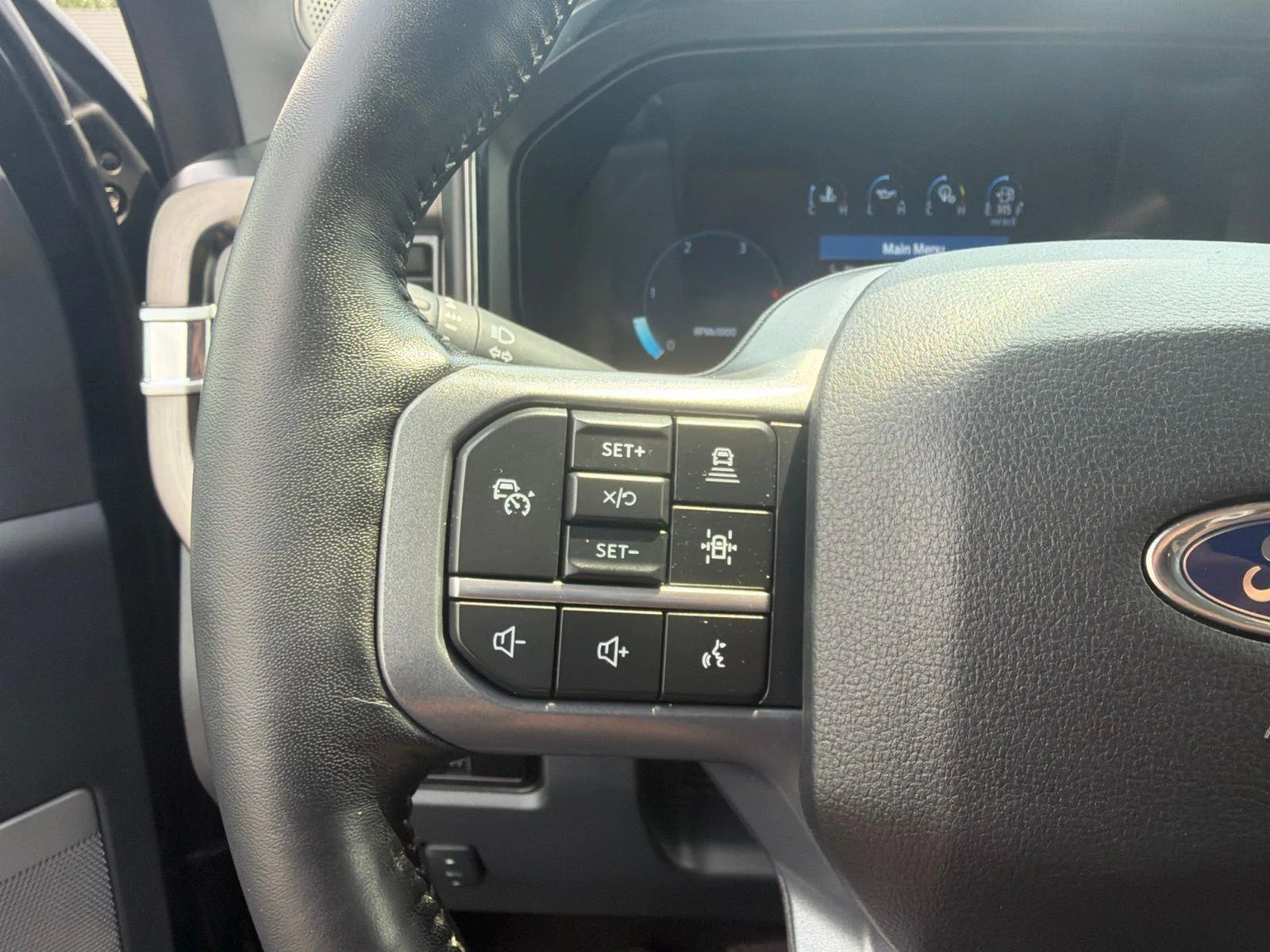 Used 2024 Antimatter Blue Ford LARIAT image 15
