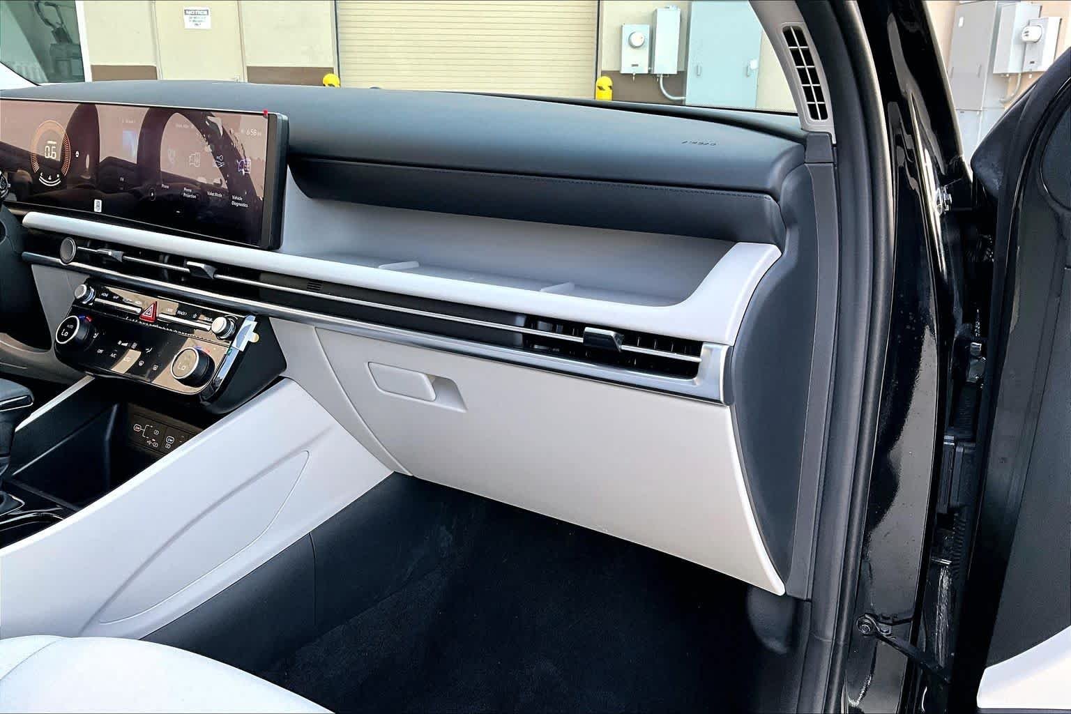 2025 Hyundai Tucson SEL - Photo 17