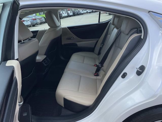 Used 2020 White Lexus 350 image 9