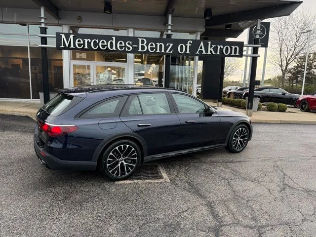 2026 Mercedes-Benz E-Class E450 4MATIC All-Terrain's photo