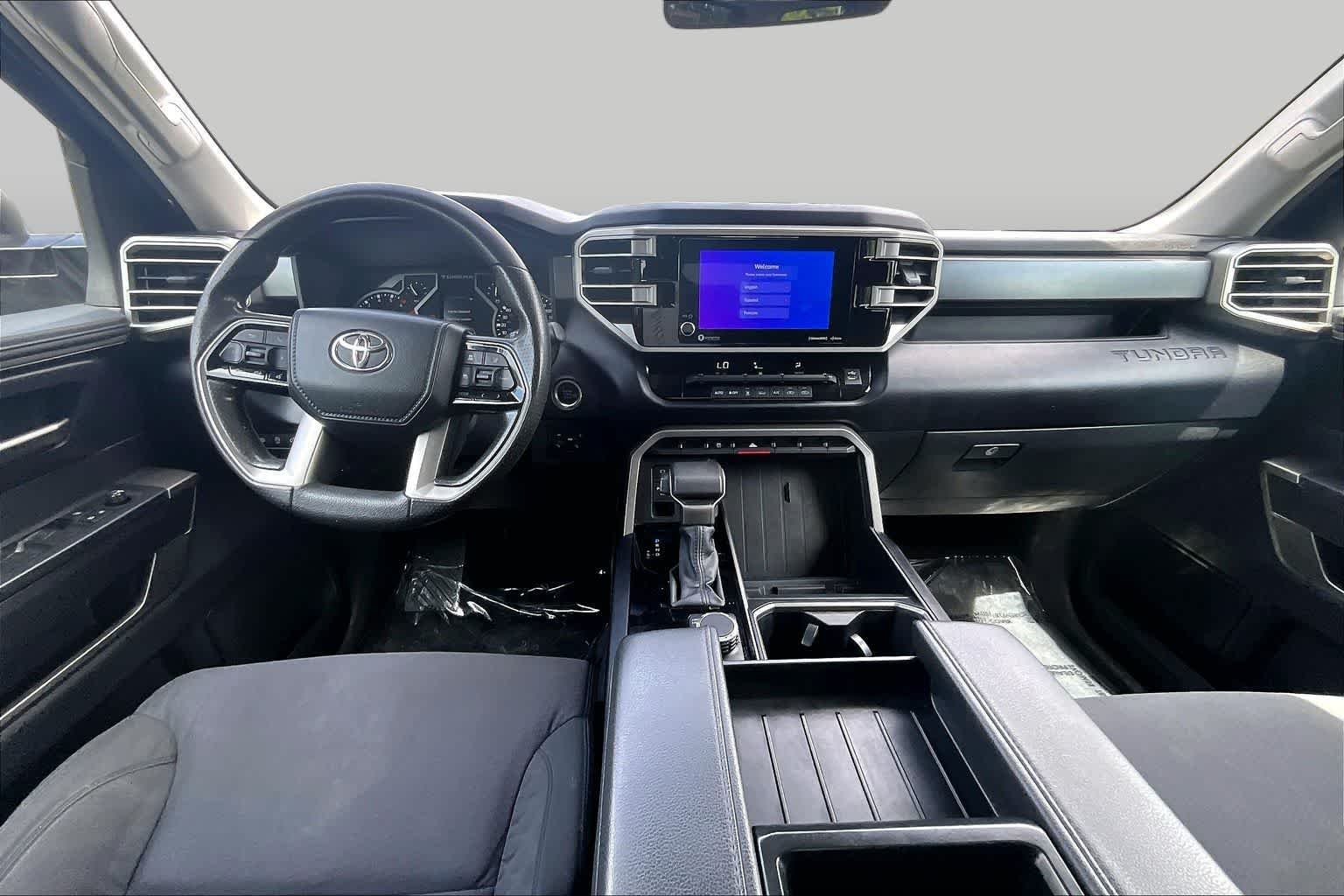 Used 2022 Midnight Black Metallic Toyota SR5 image 15