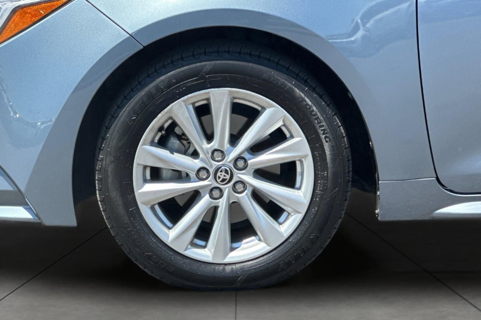 Used 2024  Toyota LE image 29