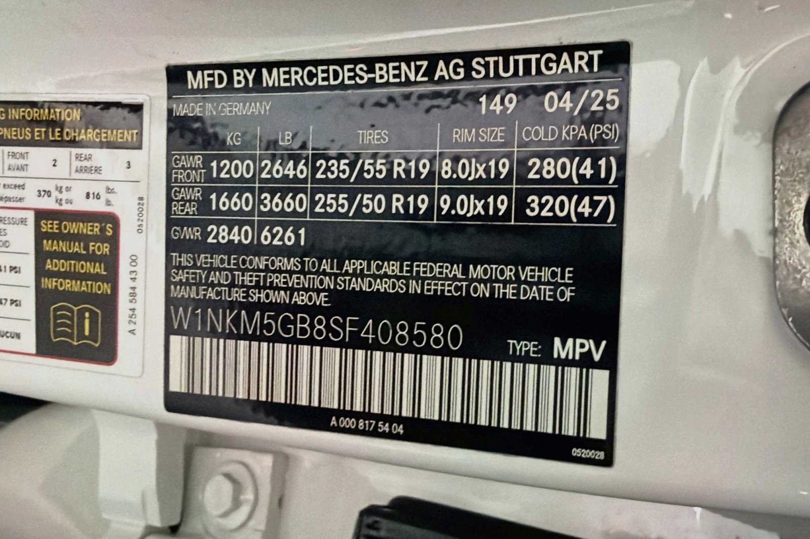 Certified Used 2025 Polar White Mercedes-Benz 350e image 24