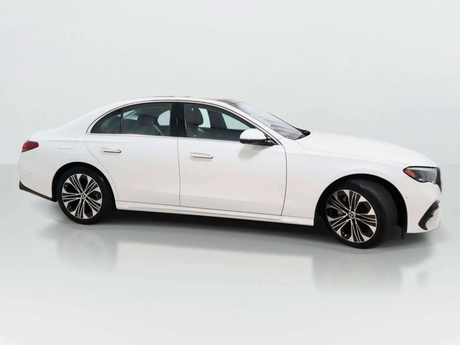 Used 2025 Polar White Mercedes-Benz E 350 image 6