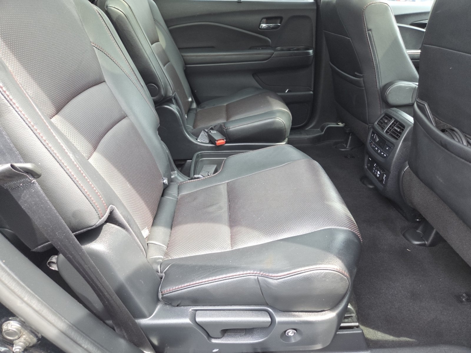 Certified Used 2021 Crystal Black Pearl Honda Black Edition image 31