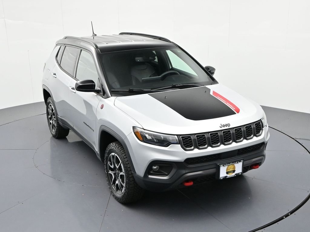 2025 Jeep Compass Trailhawk - Photo 16