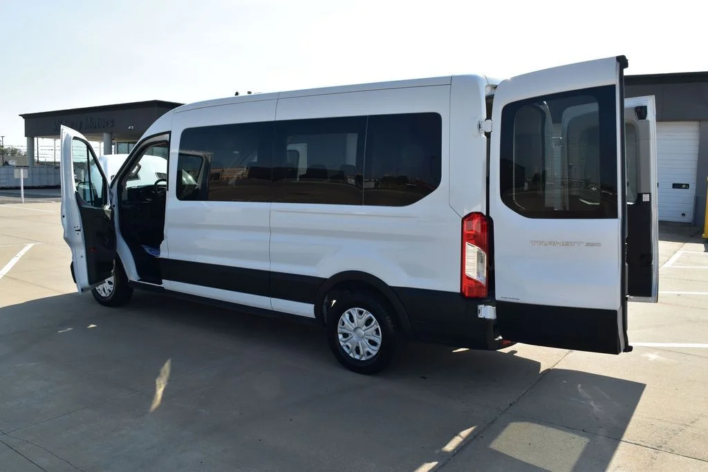 Used 2023 White Ford XL image 43