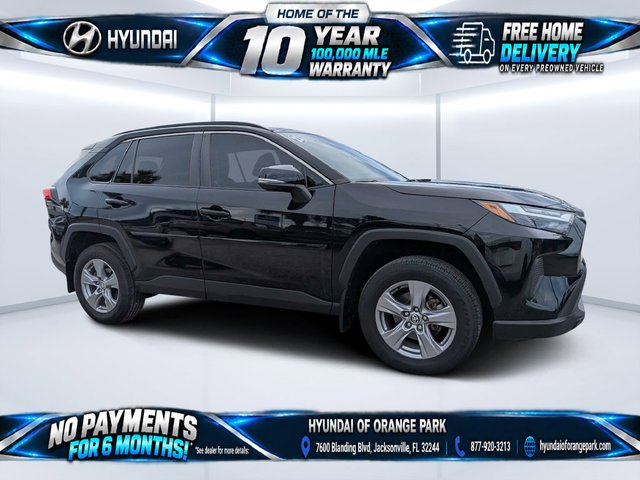 2022 Toyota RAV4 XLE