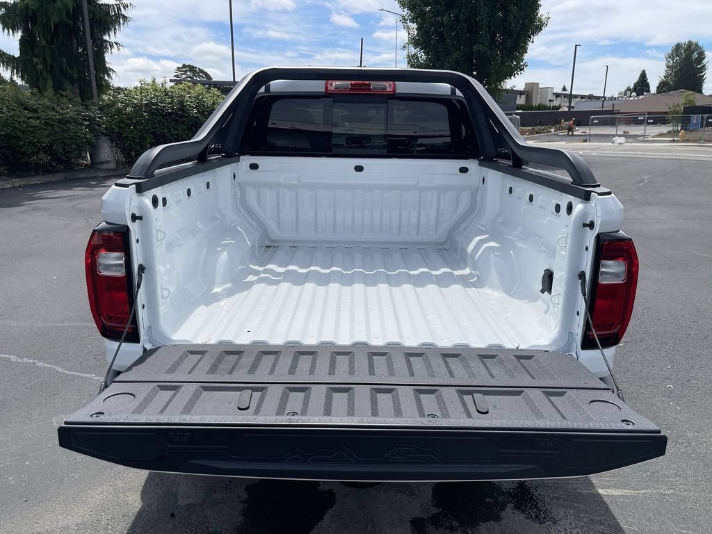 2025 GMC Canyon AT4 - Photo 25