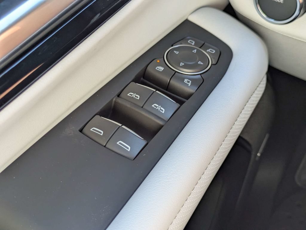 2026 Chevrolet Tahoe Premier - Photo 25