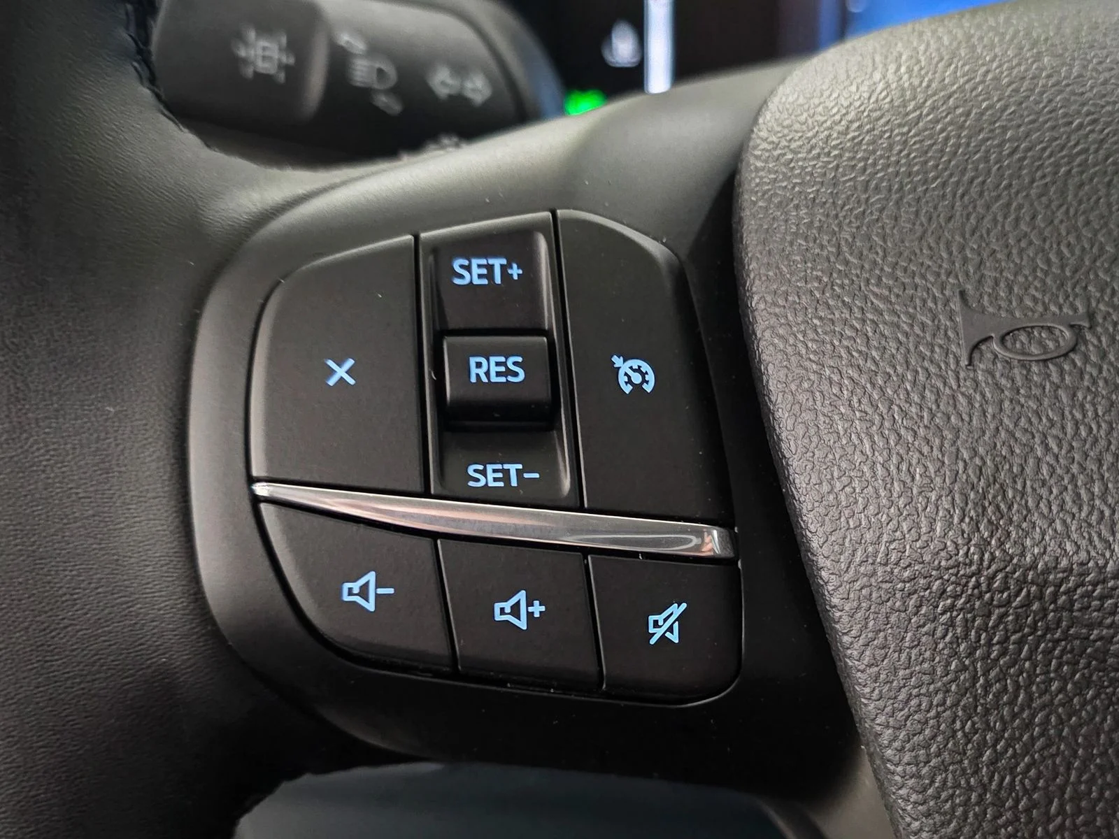 New 2026 White Ford XLT image 34