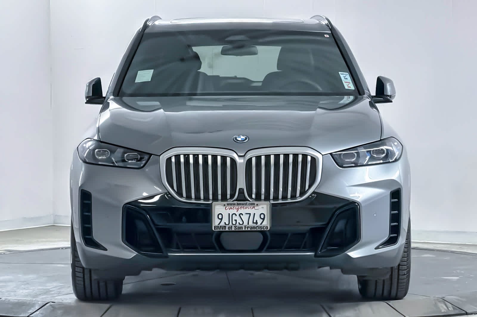 Used 2024 Skyscraper Grey Metallic BMW xDrive50e image 10