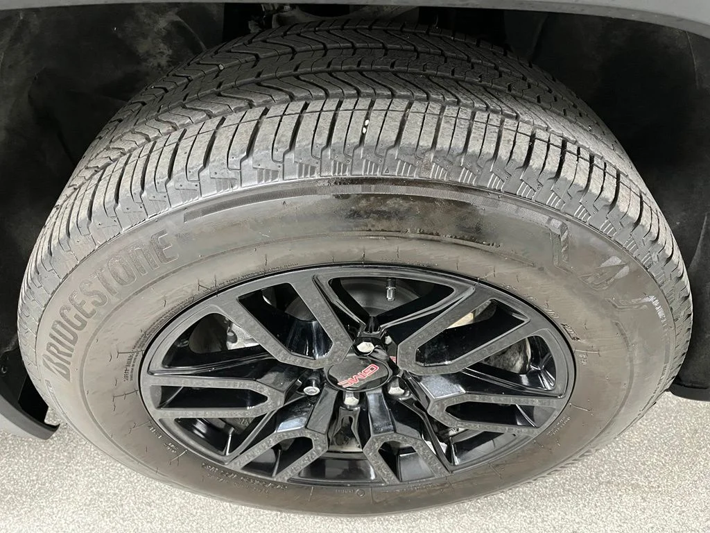 Used 2024 Black GMC Elevation image 18