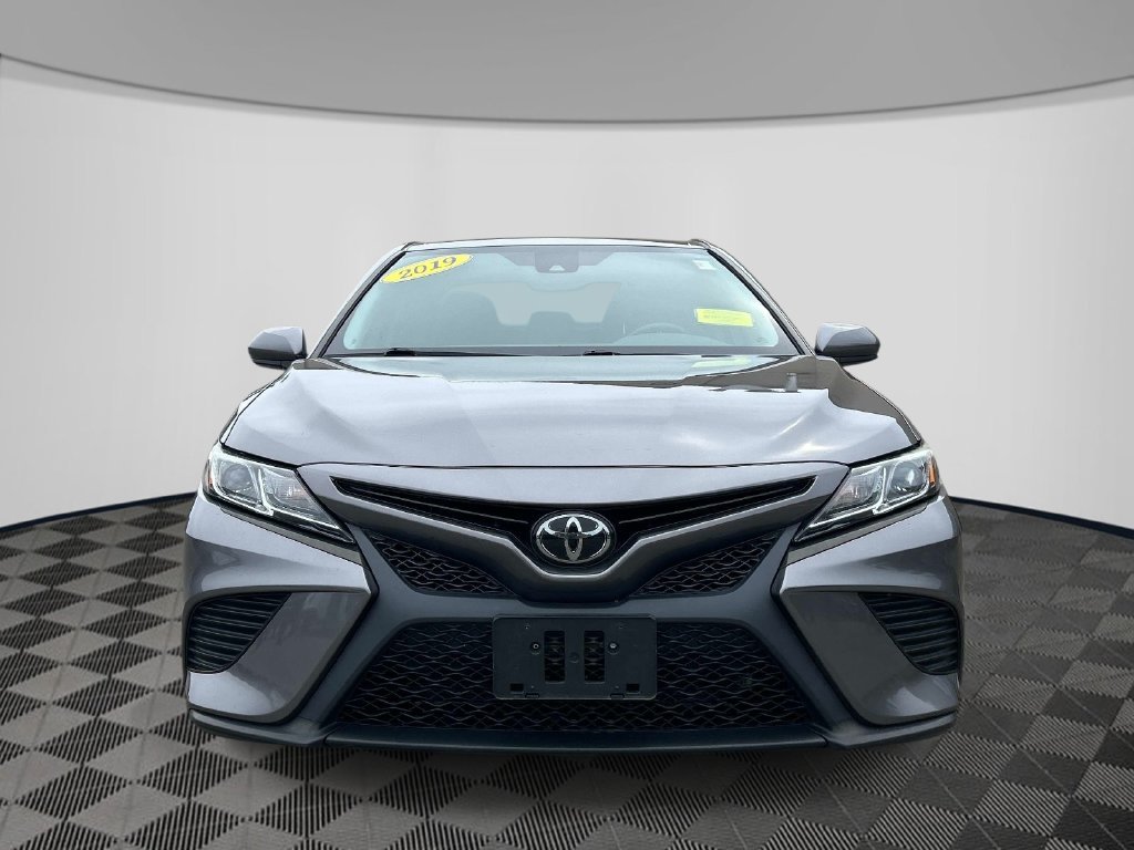 Used 2019 Gray Toyota SE image 8