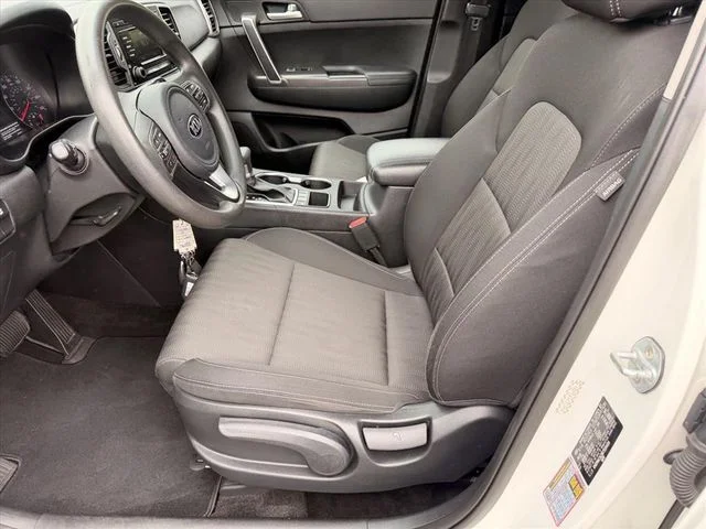 Used 2019 White Kia LX image 8