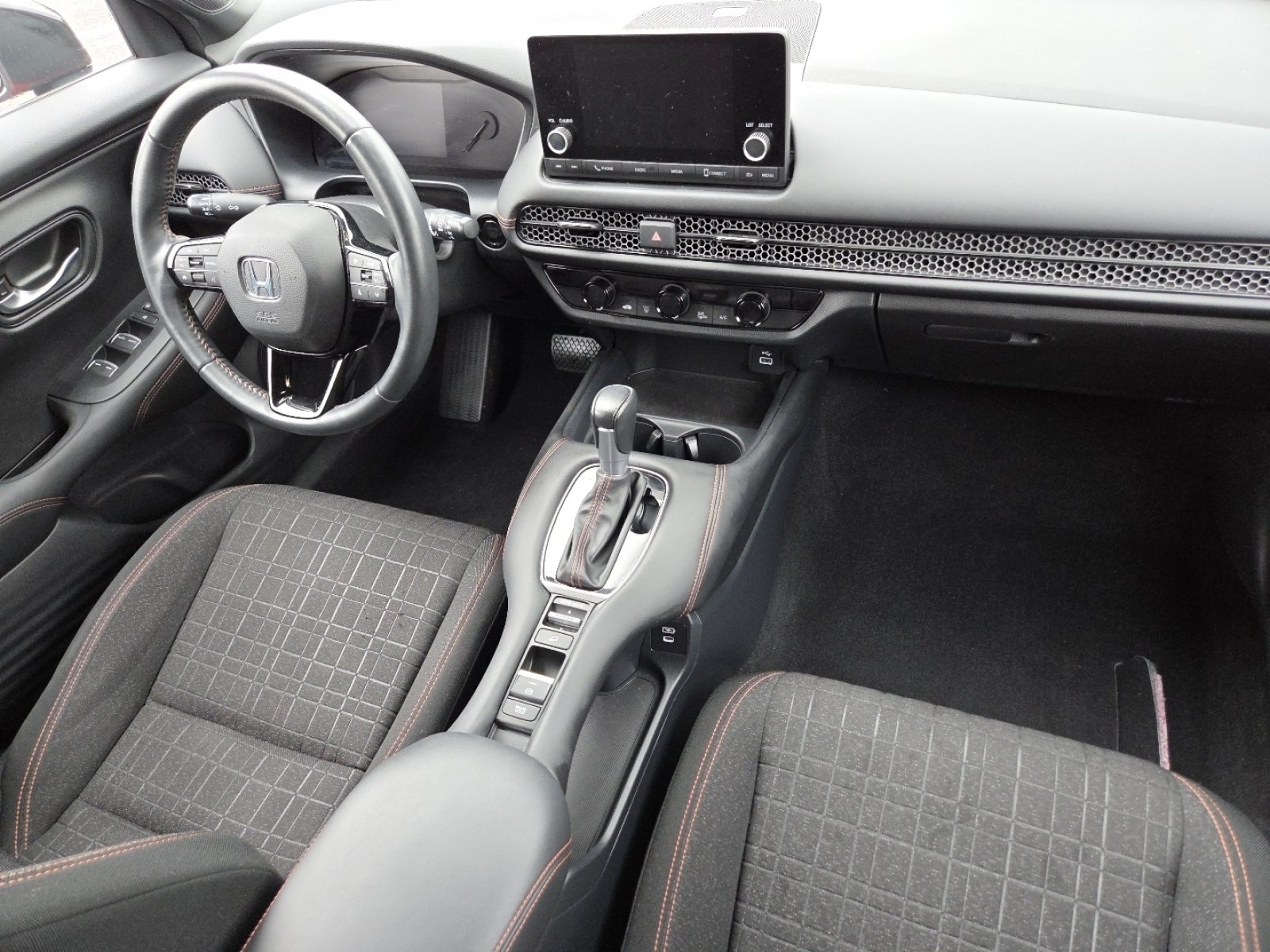2024 Honda HR-V Sport - Photo 25