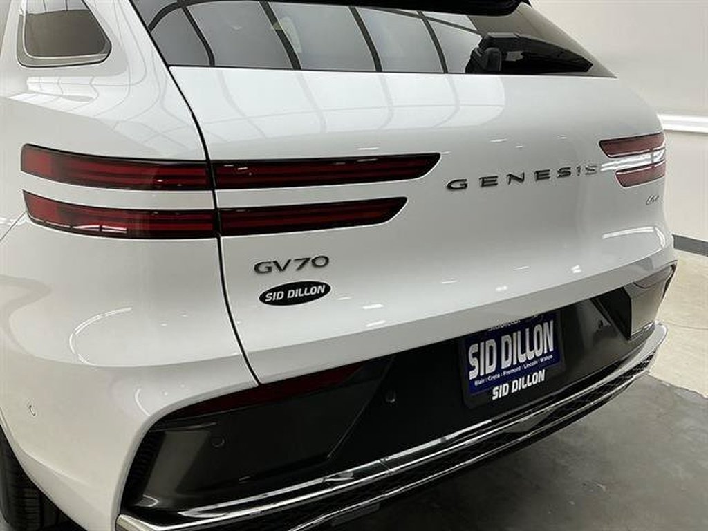 Certified Used 2026 WHITE Genesis 2.5T Advanced image 21