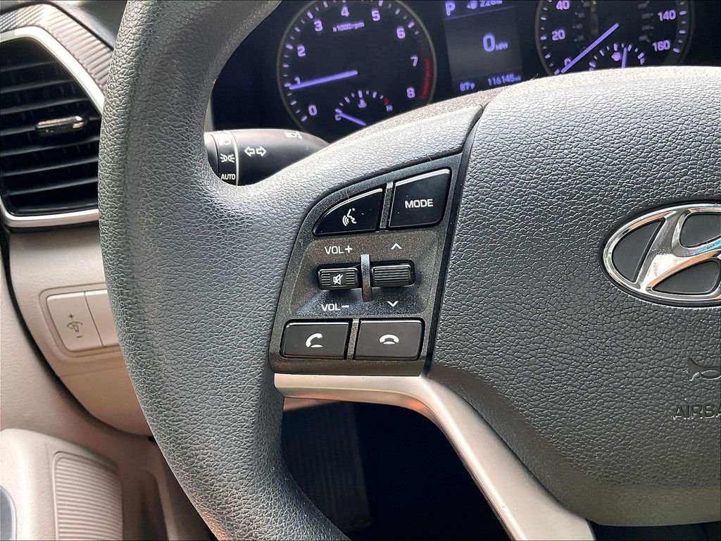 Used 2019 Silver Hyundai SE image 23
