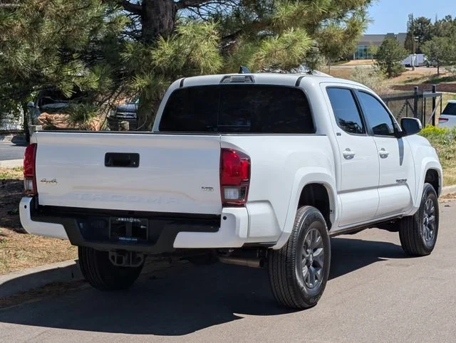 Used 2023 Ice Toyota SR5 image 3