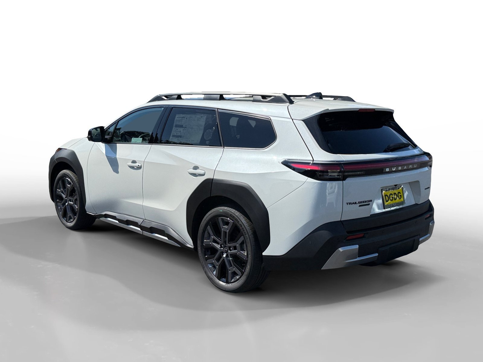 New 2026 CRYSTAL WHITE PEARL Subaru Touring image 3