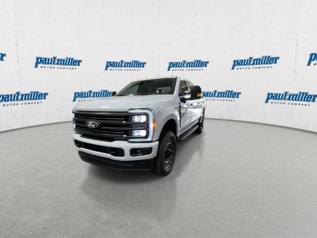 New 2027 White Ford XLT image 4