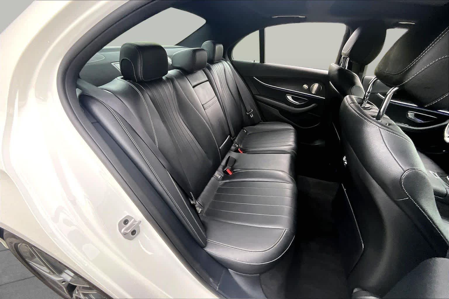 Used 2022 Polar White Mercedes-Benz E 350 image 21