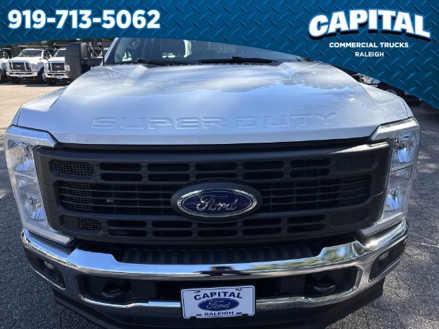 Used 2024 White Ford XL image 12