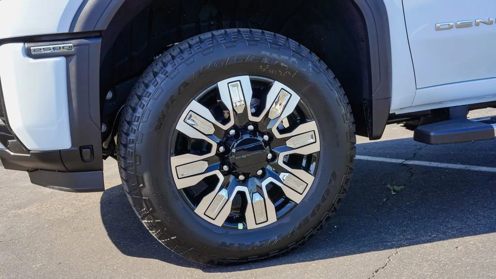 2026 GMC Sierra 2500HD Denali - Photo 7