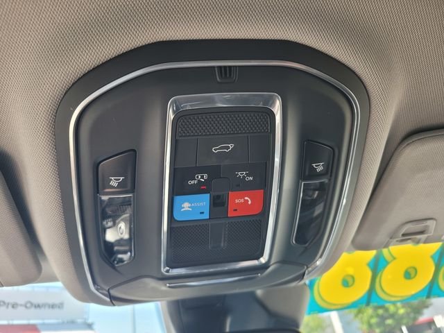 Used 2021 Silver Jeep Limited image 22