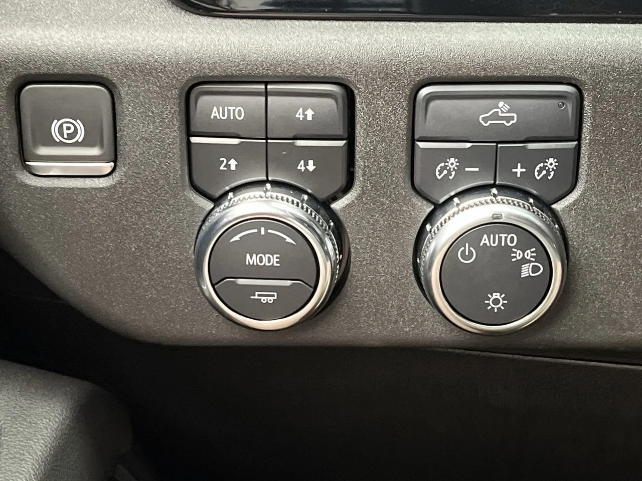 2025 GMC Sierra 1500 SLE - Photo 17