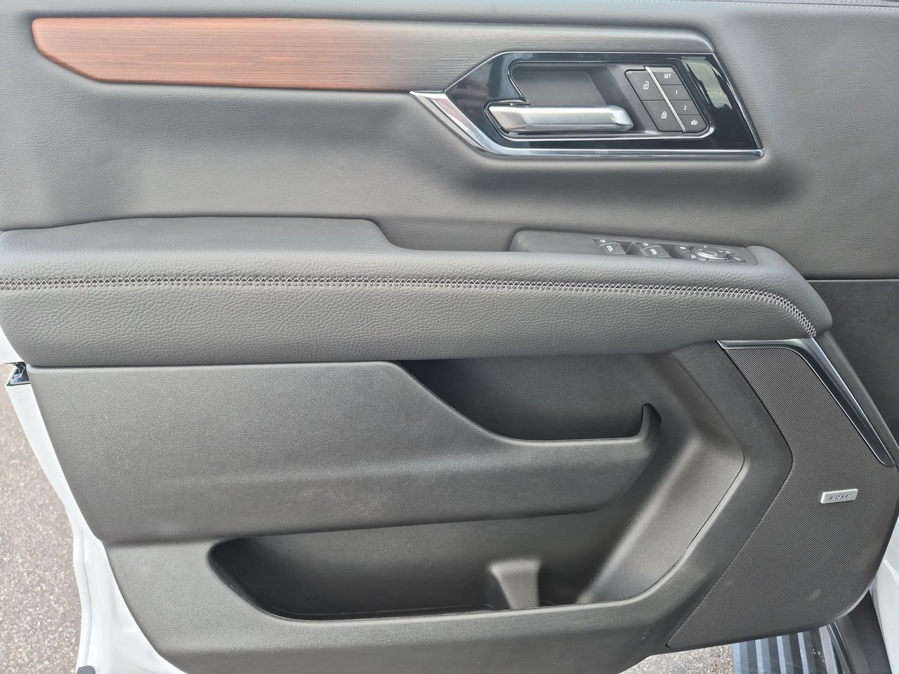 New 2026 Glacier White Tricoat GMC Denali image 22