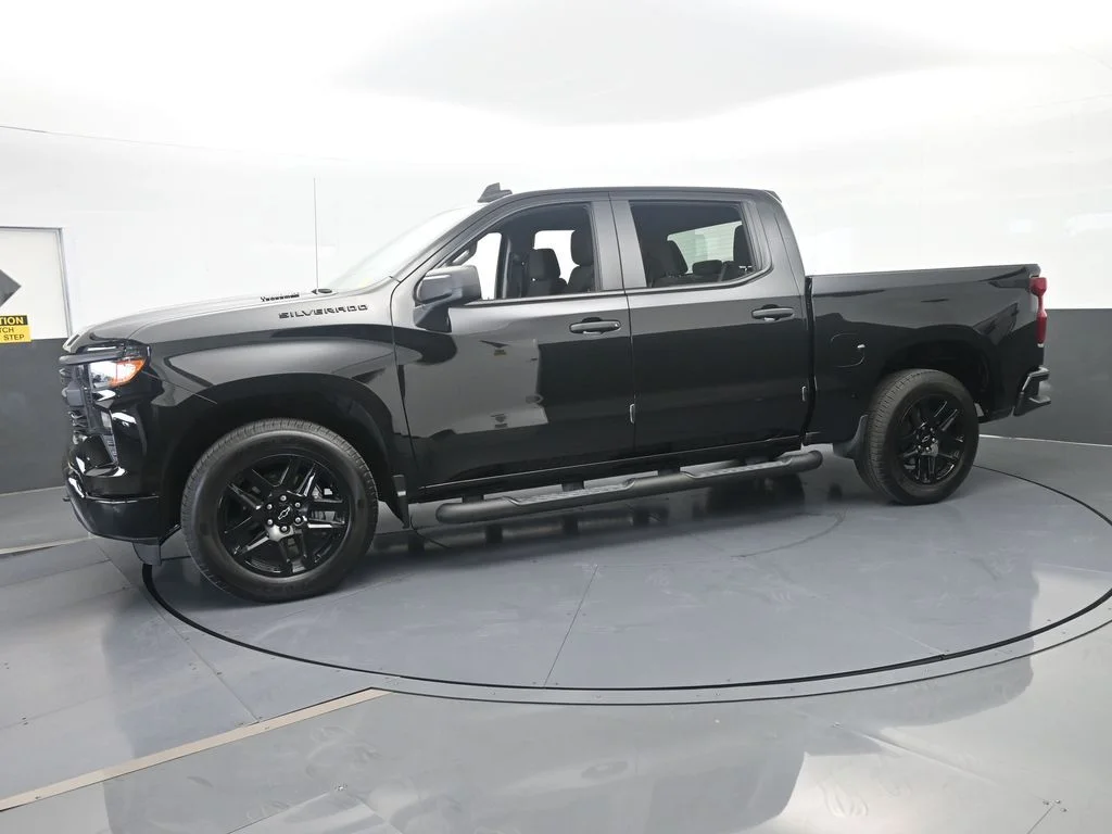 Used 2025 Black Chevrolet Custom image 2