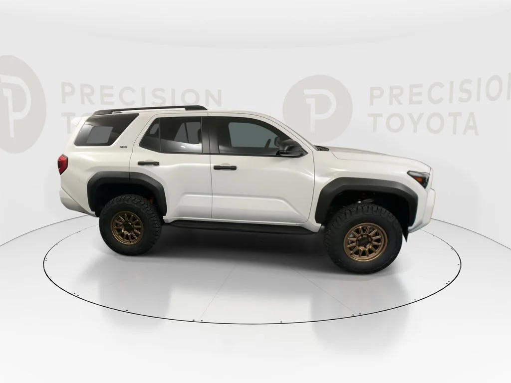 New 2026 Ice Cap Toyota SR5 image 23