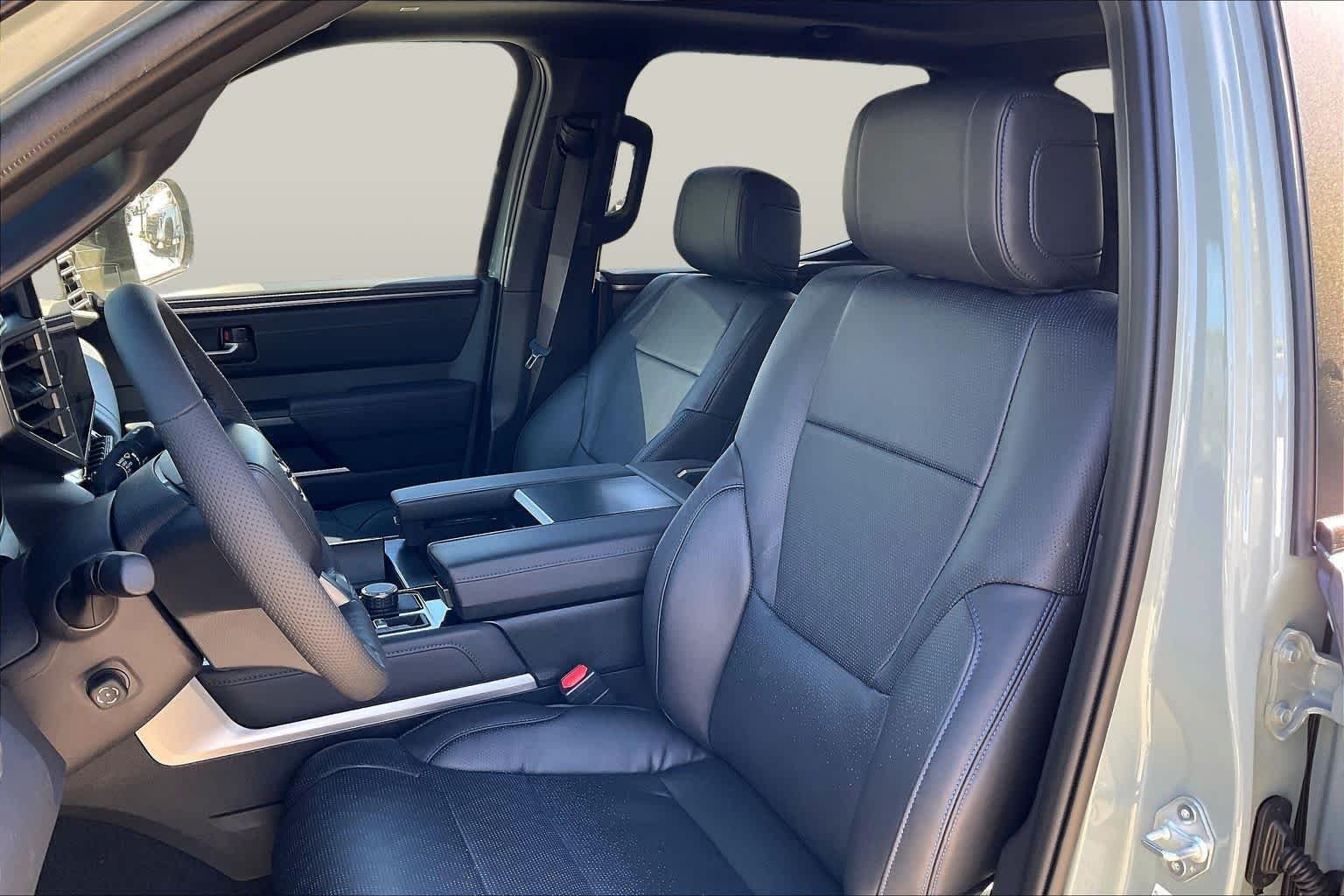 2026 Toyota Tundra Platinum - Photo 9