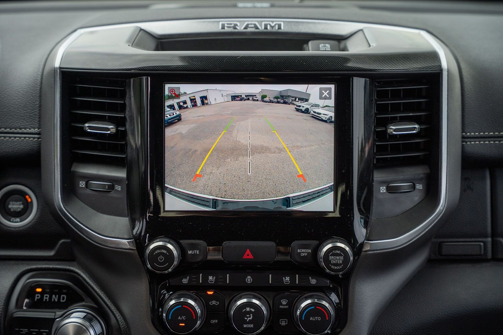 Used 2022 White Ram Laramie image 38