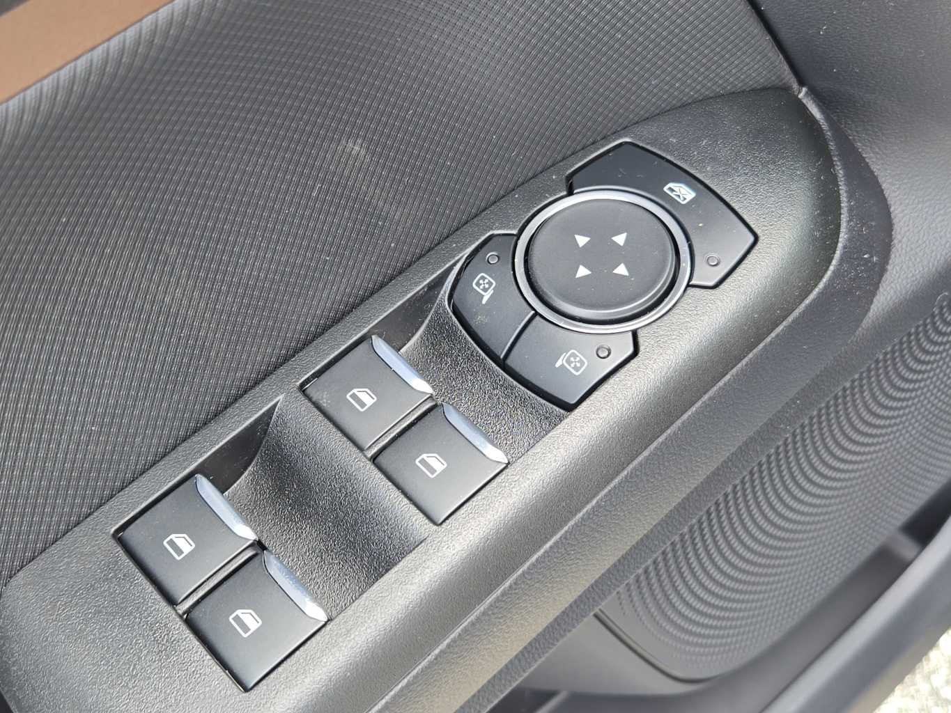 New 2026 Azure Gray Metallic Tri-Coat Ford Outer Banks® image 20